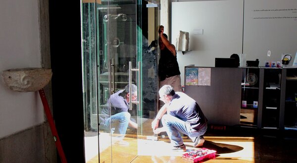 instalacao-porta-vidro-capela-mareantes