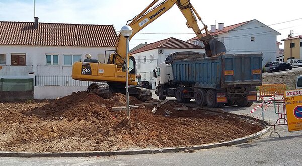 obra_estac_rua_eulalia_sousa