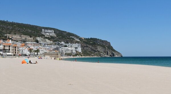 praia_sesimbra