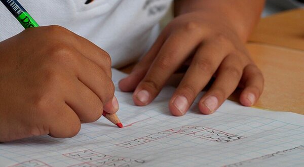 estudante_acolhimneto_filhos_de_trabalhadores_essenciais