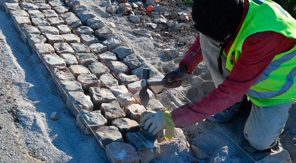 estrada_ceramica_900_500_1