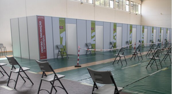 centro_vacinacao_sesimbra_900_500_1_2500_2500