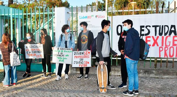 manifestacao_falta_de_professores_1