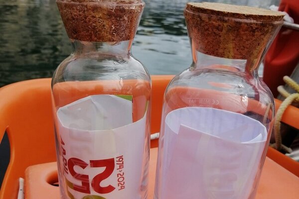 garrafinhas_mensagem_25_abril_1