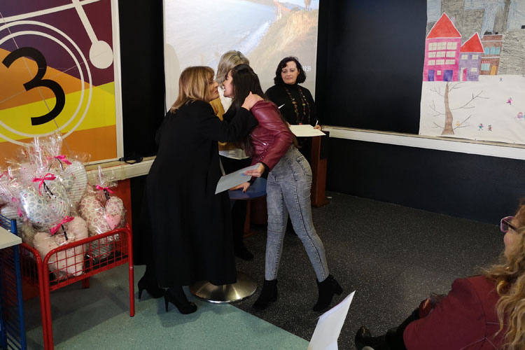 Cerimónia de encerramento do curso e entrega de certificados