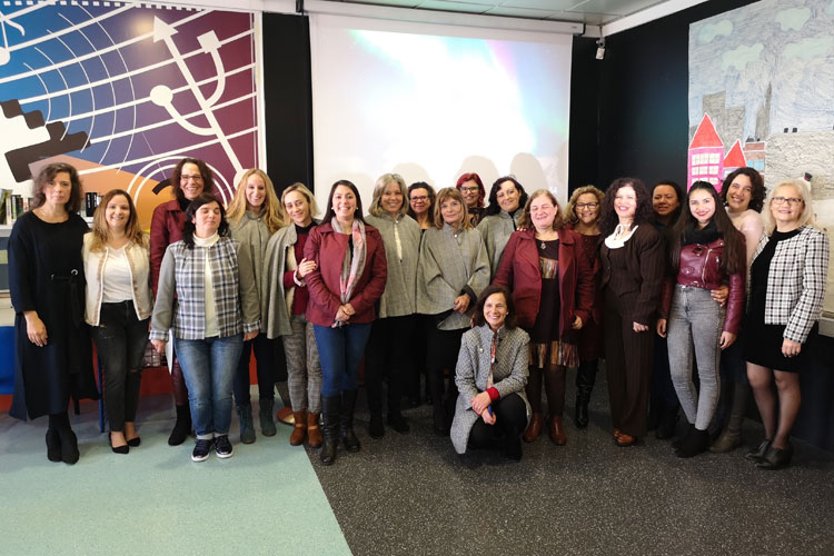 Cerimónia de encerramento do curso e entrega de certificados