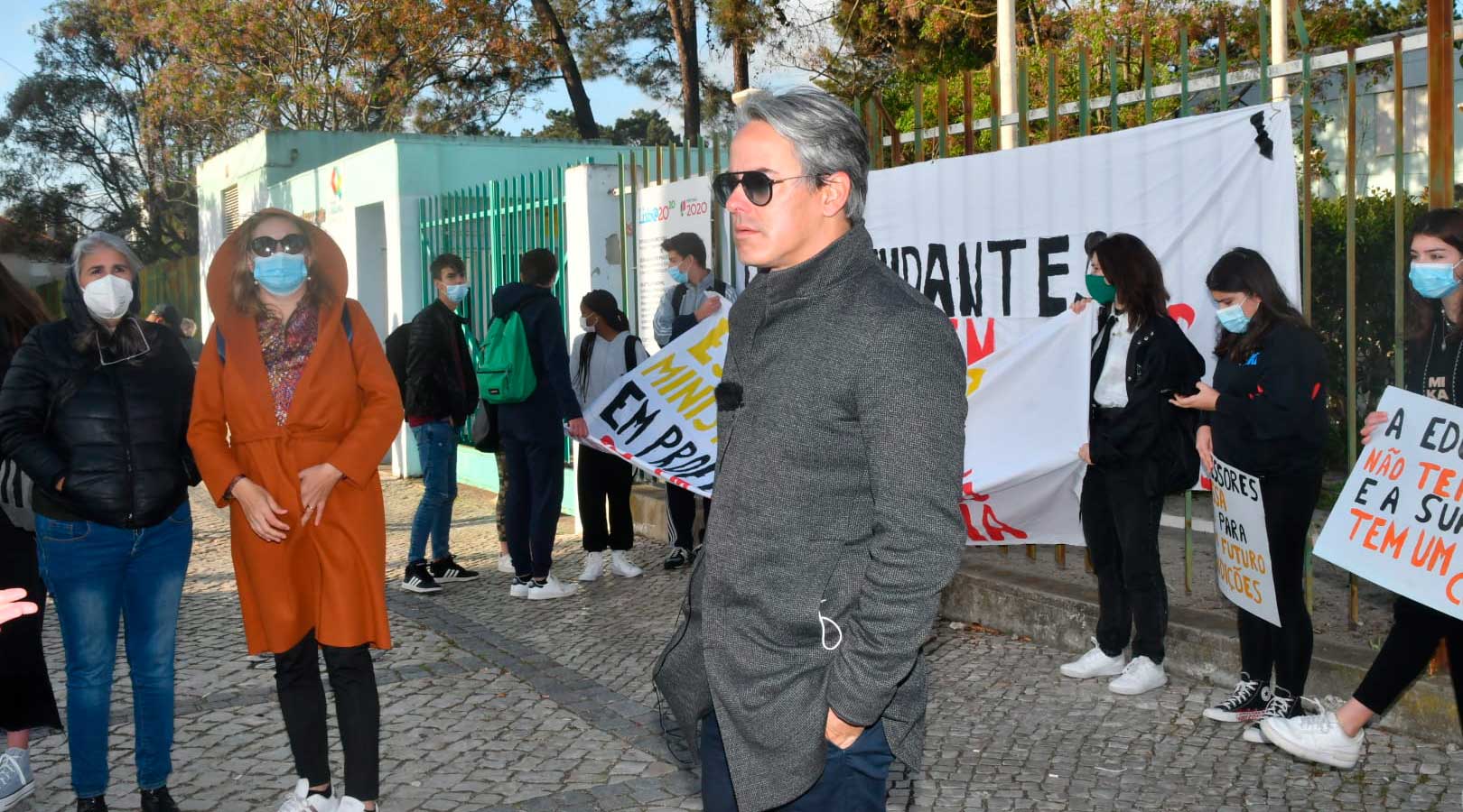 manifestacao_falta_de_professores_vasco_anicetopg