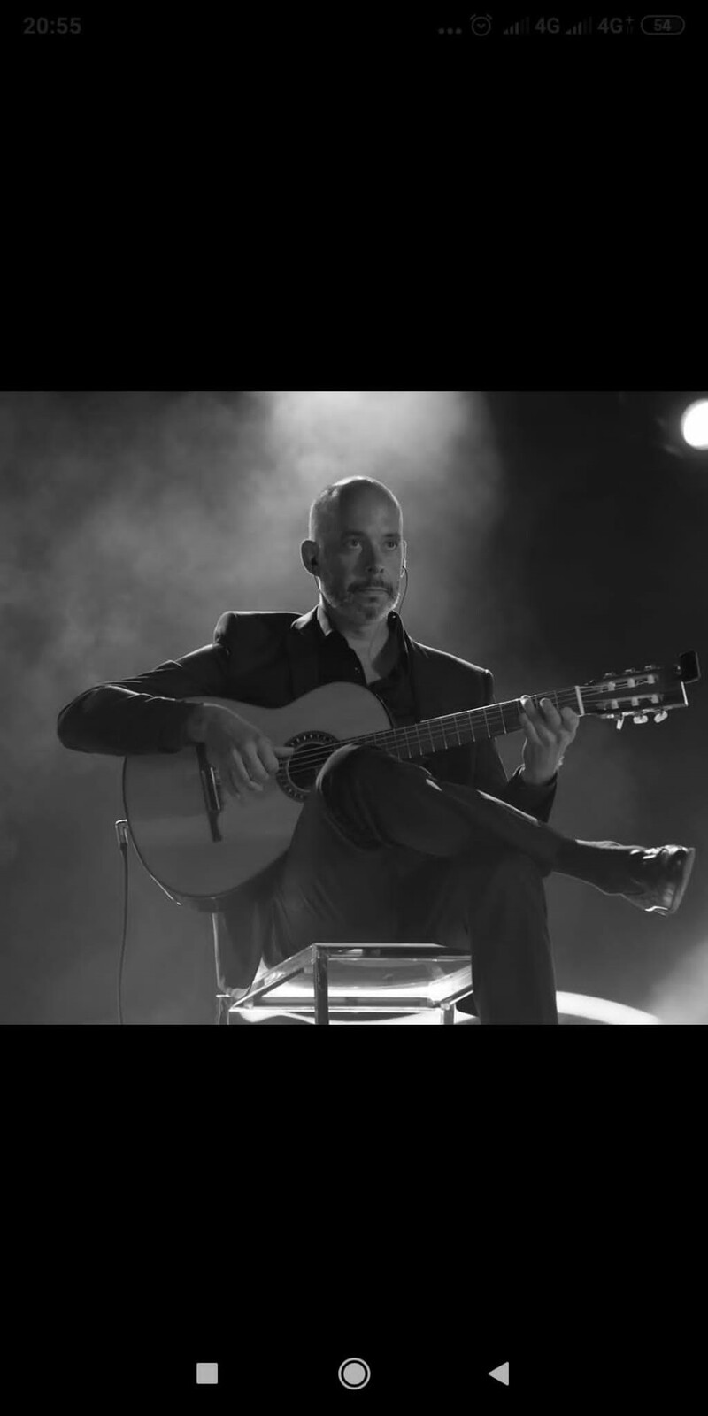 João Vinhas, viola de fado 