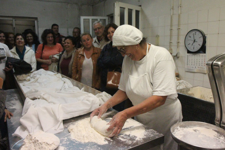 Padaria da Maria da Luz, Caixas