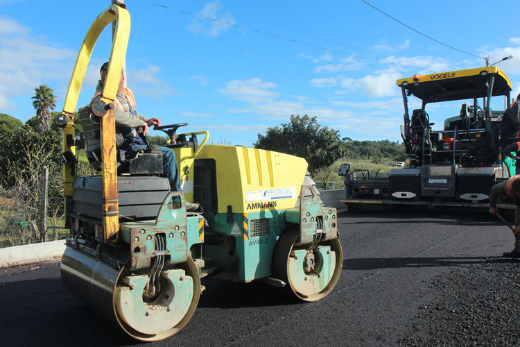 Pormenor dos trabalhos de pavimentação