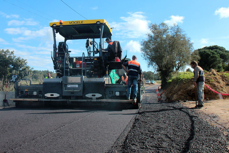 Pormenor dos trabalhos de pavimentação