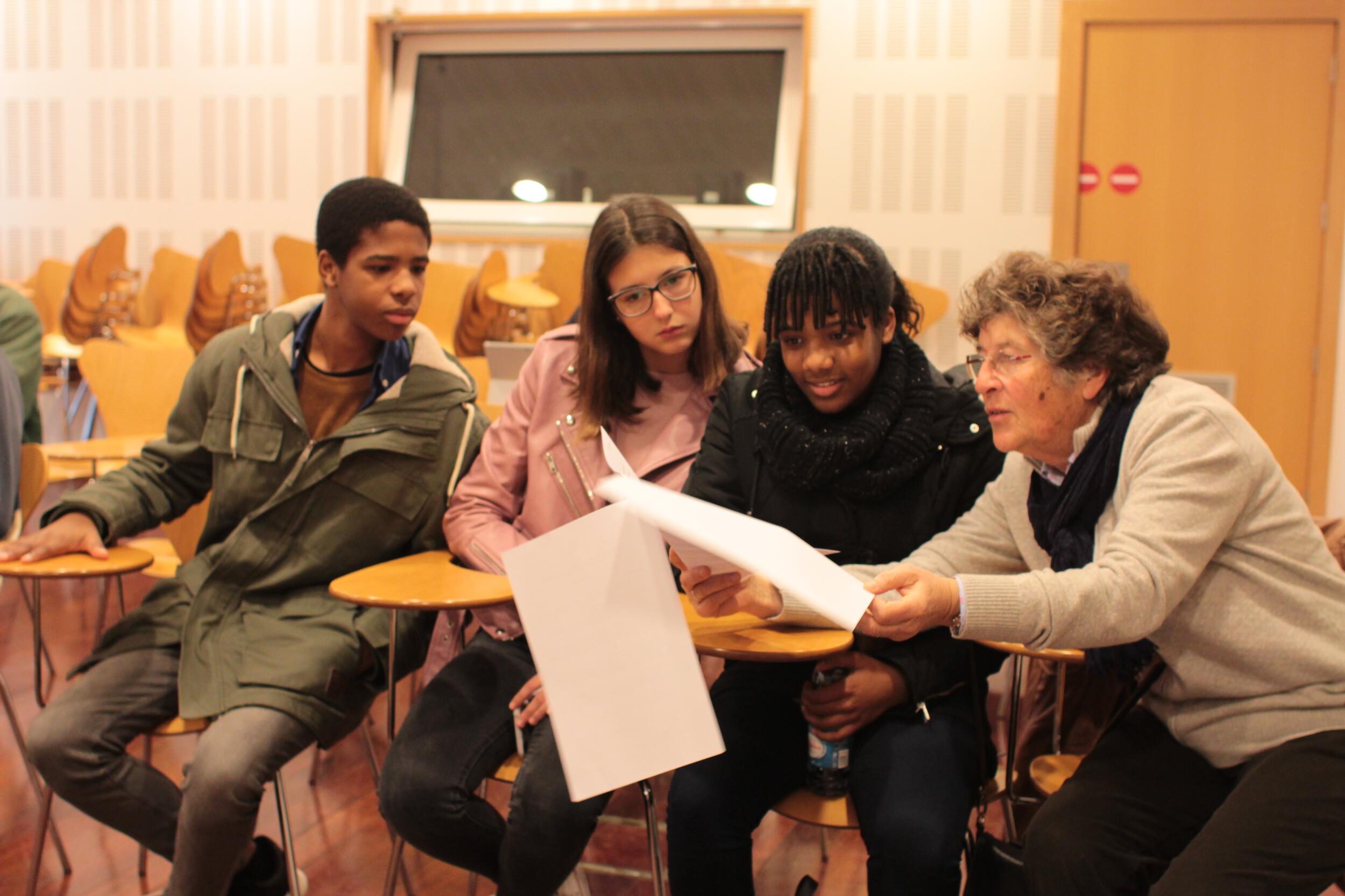 Eleitos Por Um Dia com a presidente da Assembleia Municipal, Odete Graça