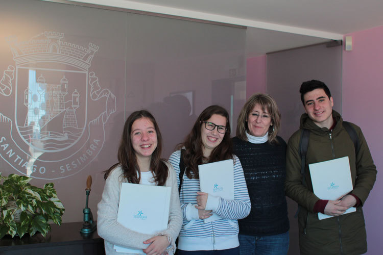 Eleitos Por Um Dia com a presidente da Junta de Freguesia de Santiago, Laura Correia