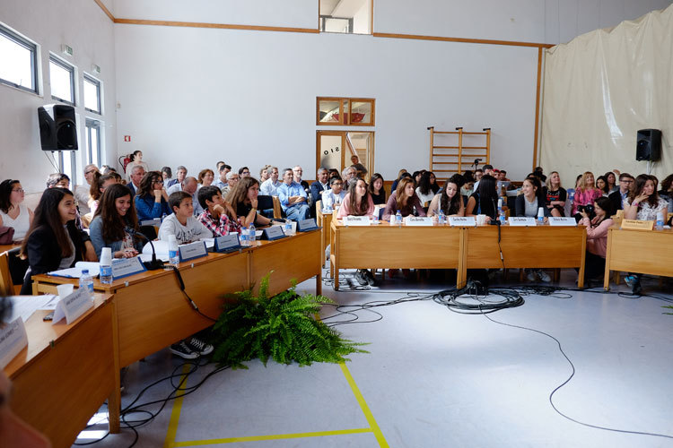 Assembleia Municipal de Jovens apoia Lar Residencial da Cercizimbra