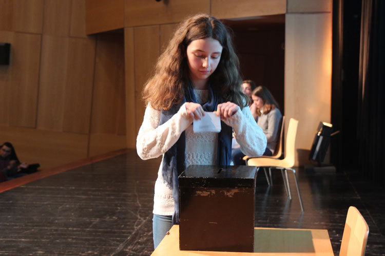 Eleição da mesa da 15ª Assembleia Municipal de Jovens